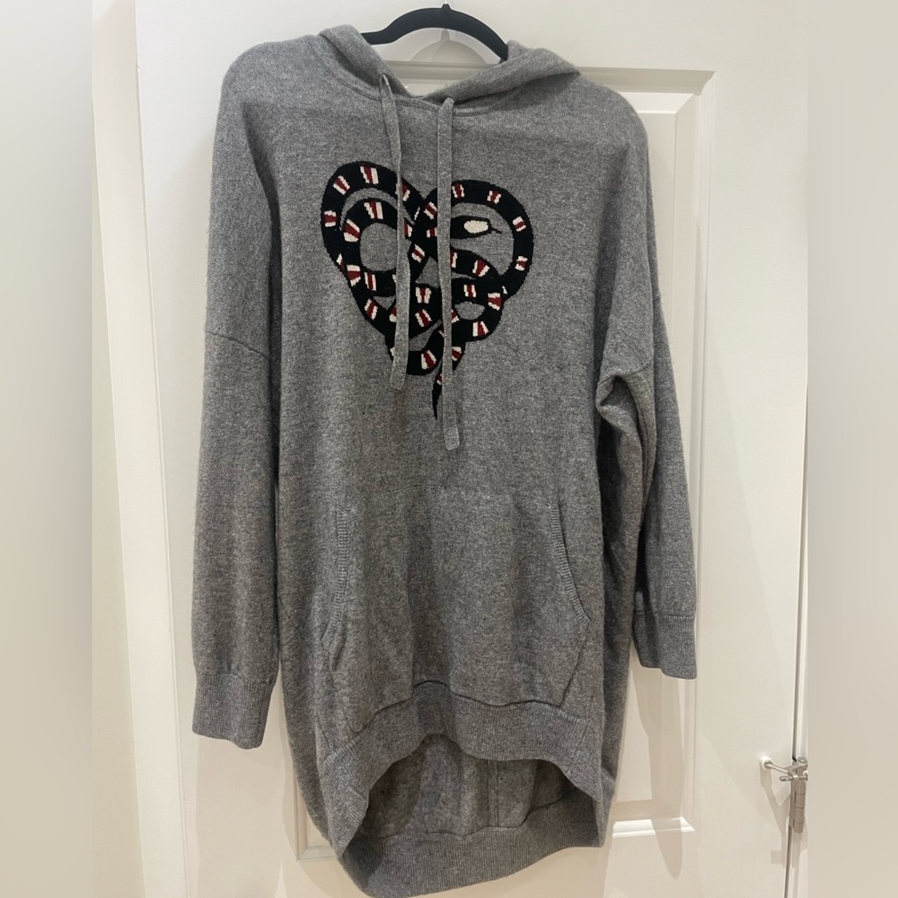 Skull Cashmere Gray Sweater with Heart Design